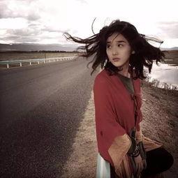 抚弄电影在线观看,一场视觉与情感的在线盛宴 第2张 抚弄电影在线观看,一场视觉与情感的在线盛宴 第2张